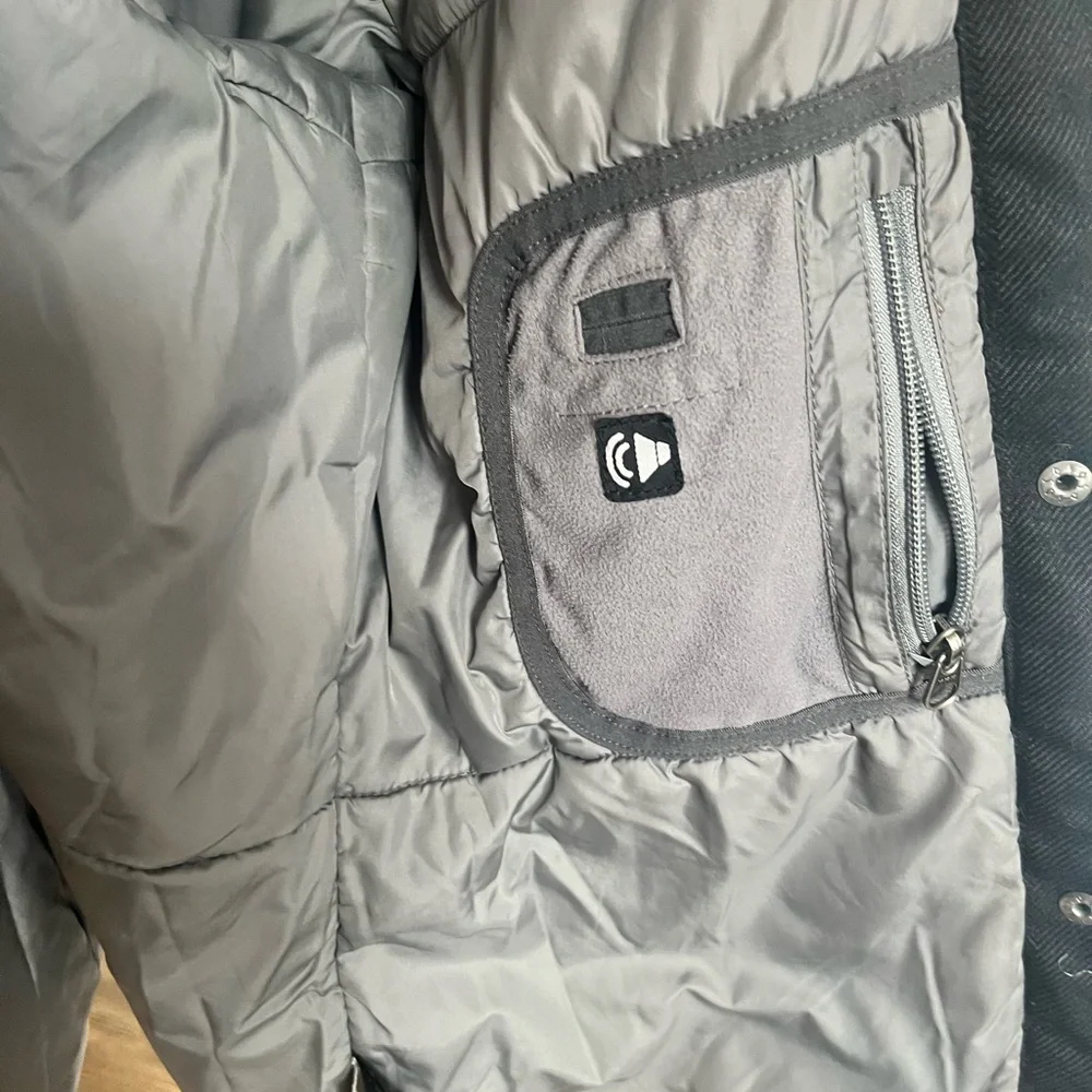 The North Face Women’s M jacket - Picture 5 of 11